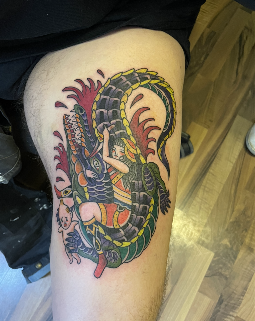 tradisjonell tatovering, også kalt old school av en krodille