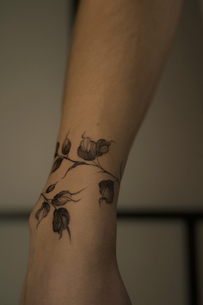 finelinetattoowraparoundosloattitude